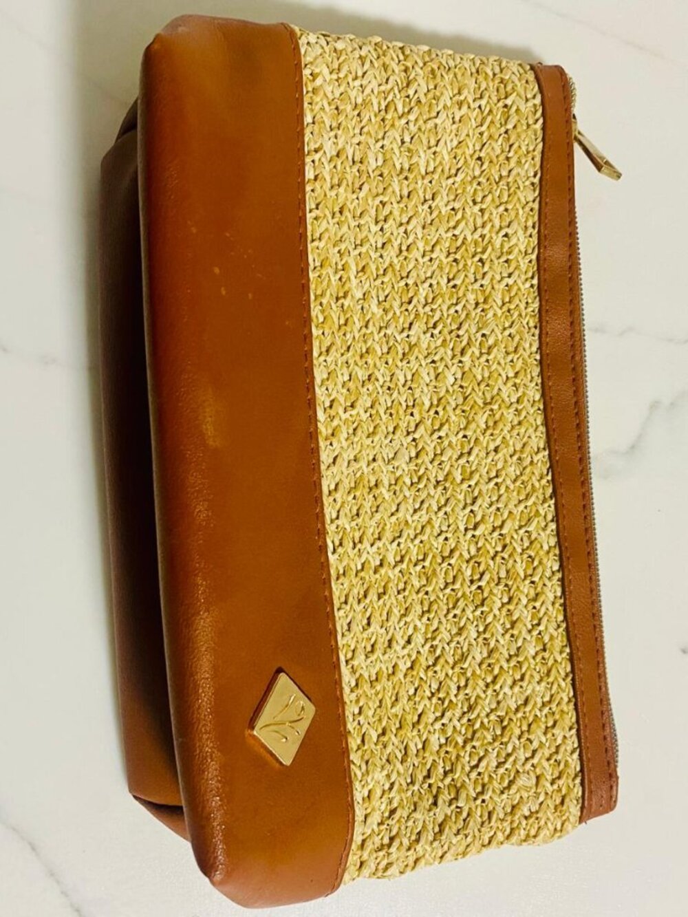 Business Class Amenity Pouch - Straw & Cognac